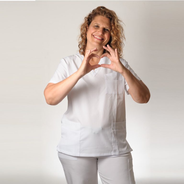 קרן שירה טיכו אחות פרטית (3)