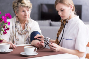 שירותי אחיות עד הבית